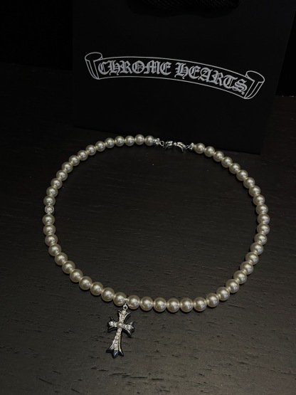Chrome Hearts（克羅心）x Mikimoto 聯名十字架項鍊