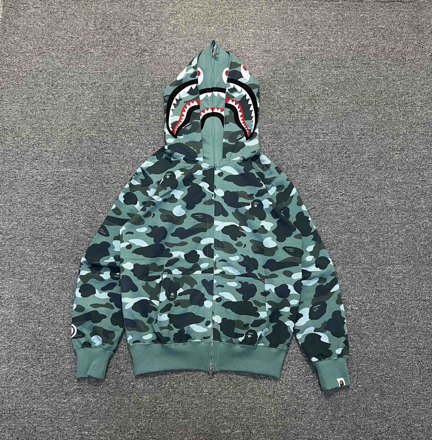 P245 XX231 BAPE WGM 字母貼布迷彩雙重連帽拉鏈衛衣 245