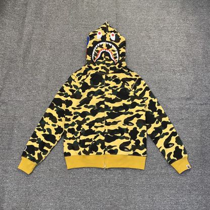 P215 XX121 BAPE 1ST CAMO SHARK FULL 经典专柜款迷彩鲨鱼连帽拉链卫衣 215