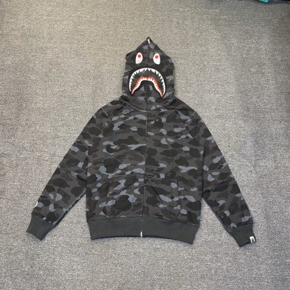 P215 XX121 BAPE 1ST CAMO SHARK FULL 经典专柜款迷彩鲨鱼连帽拉链卫衣 215