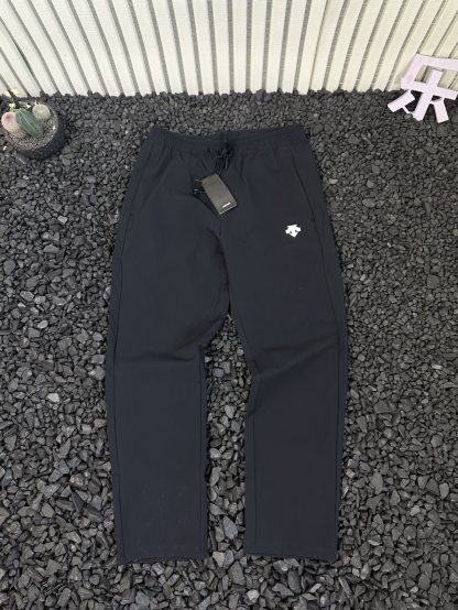 DESCENTE / 迪桑特 夏季新款男士纯色 logo 印花壓膠商務通勤休閒登山運動速乾透氣輕薄休閒褲長褲