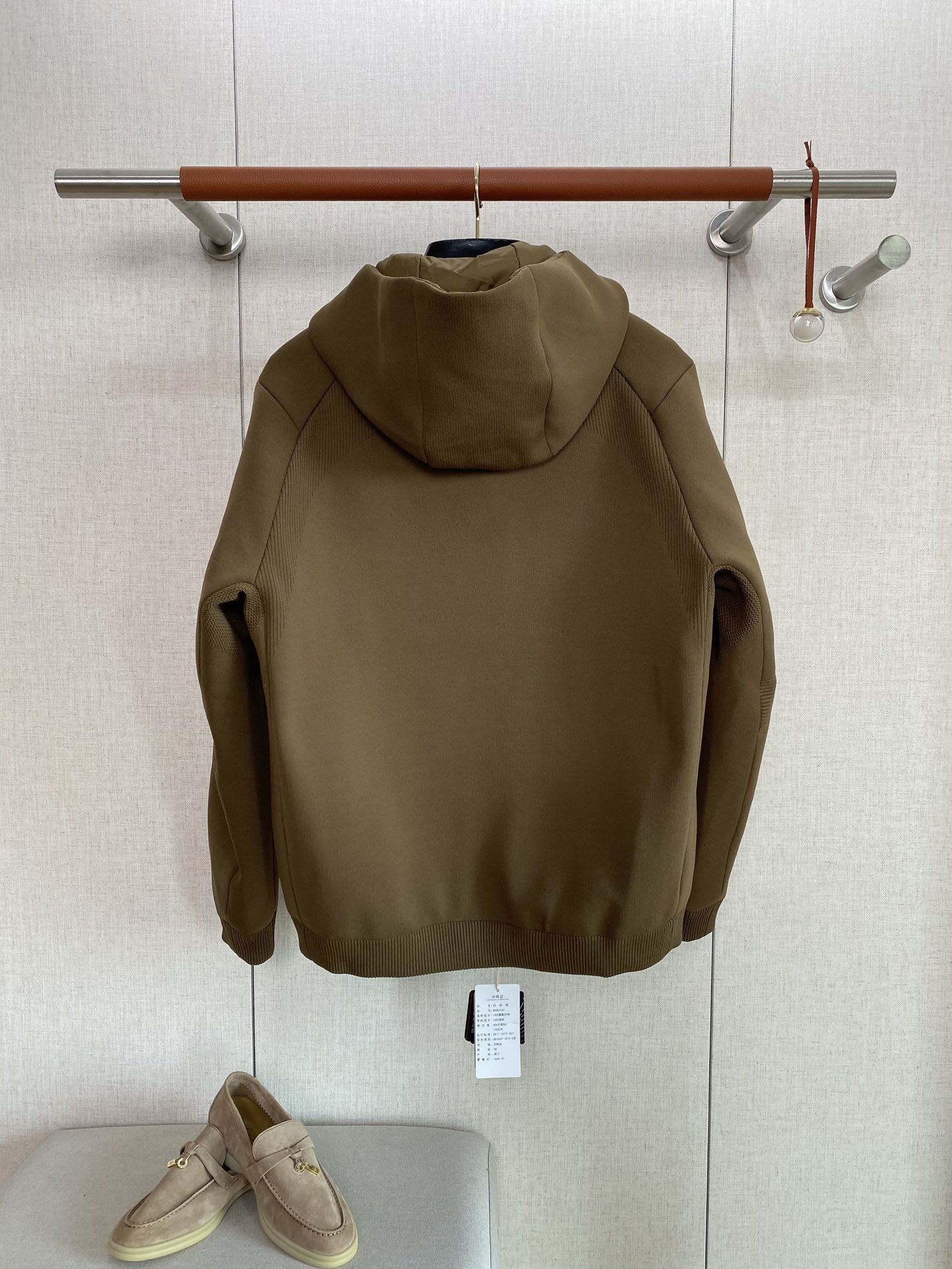 DESCENTE 迪桑特連帽拉鍊羽絨服【無標款】