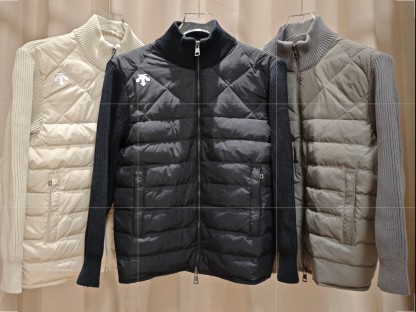 DESCENTE 針織立領輕薄羽絨服