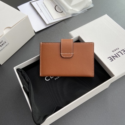CELINE 柔軟粒面牛皮革卡包／新款