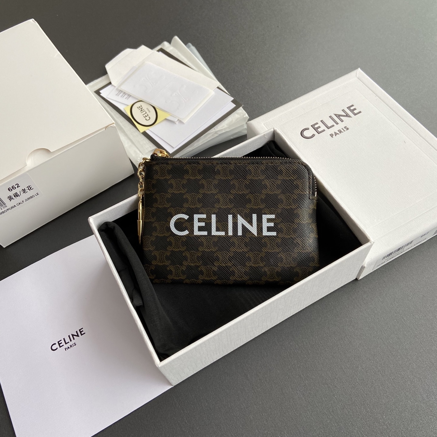 CELINE 經典標誌印花搭配鉤扣零錢卡片包