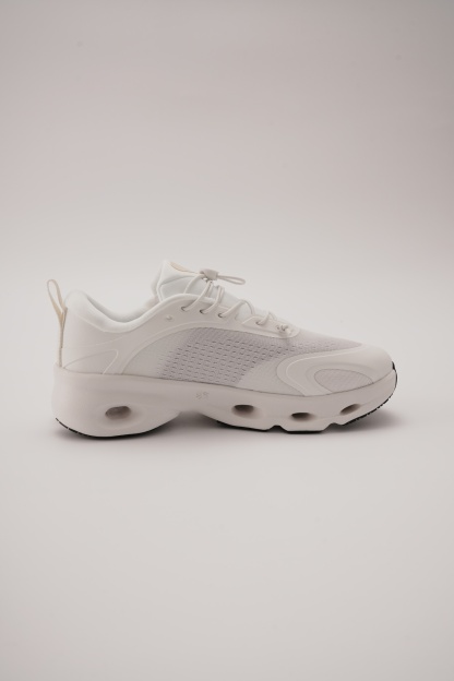 LOEWE X ON 昂跑 Cloudsolo 舒適跑步鞋 白（男女同款）