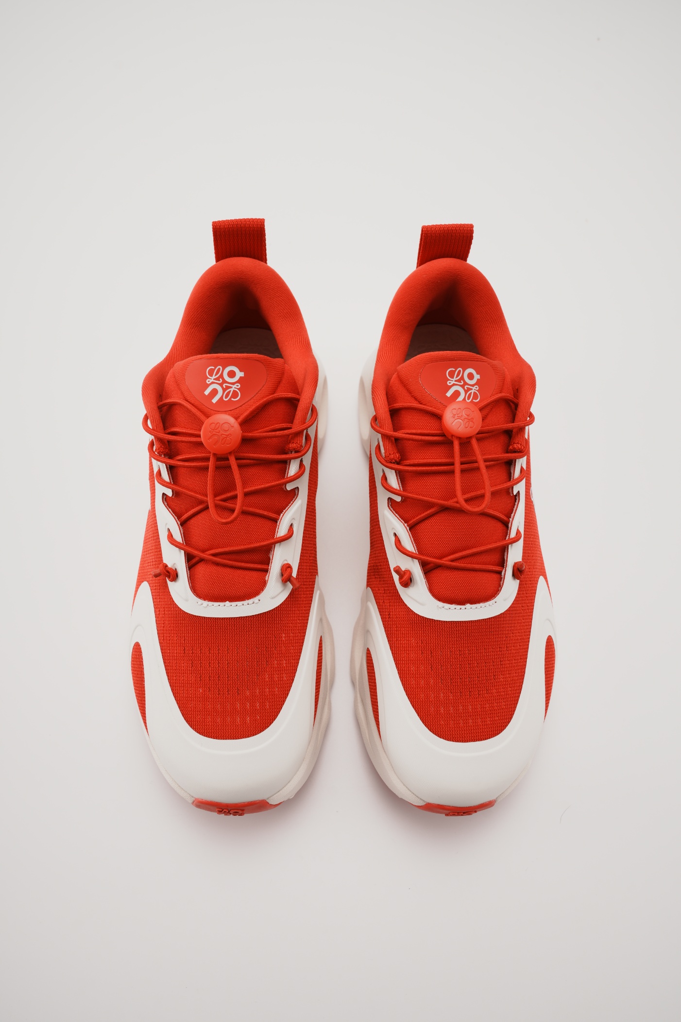 LOEWE X ON 昂跑 Cloudsolo 白紅 舒適跑步鞋 （女款）