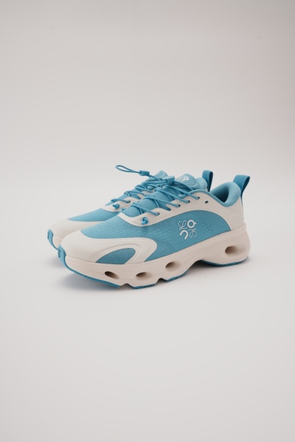 LOEWE X ON 昂跑 Cloudsolo 舒適跑步鞋 白藍（男女同款）