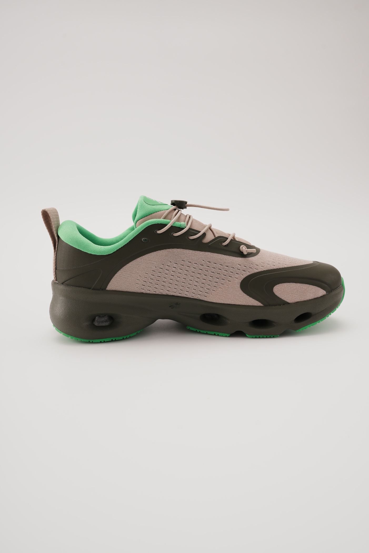 LOEWE X ON 昂跑 Cloudsolo 舒適跑步鞋 棕綠（男女同款）