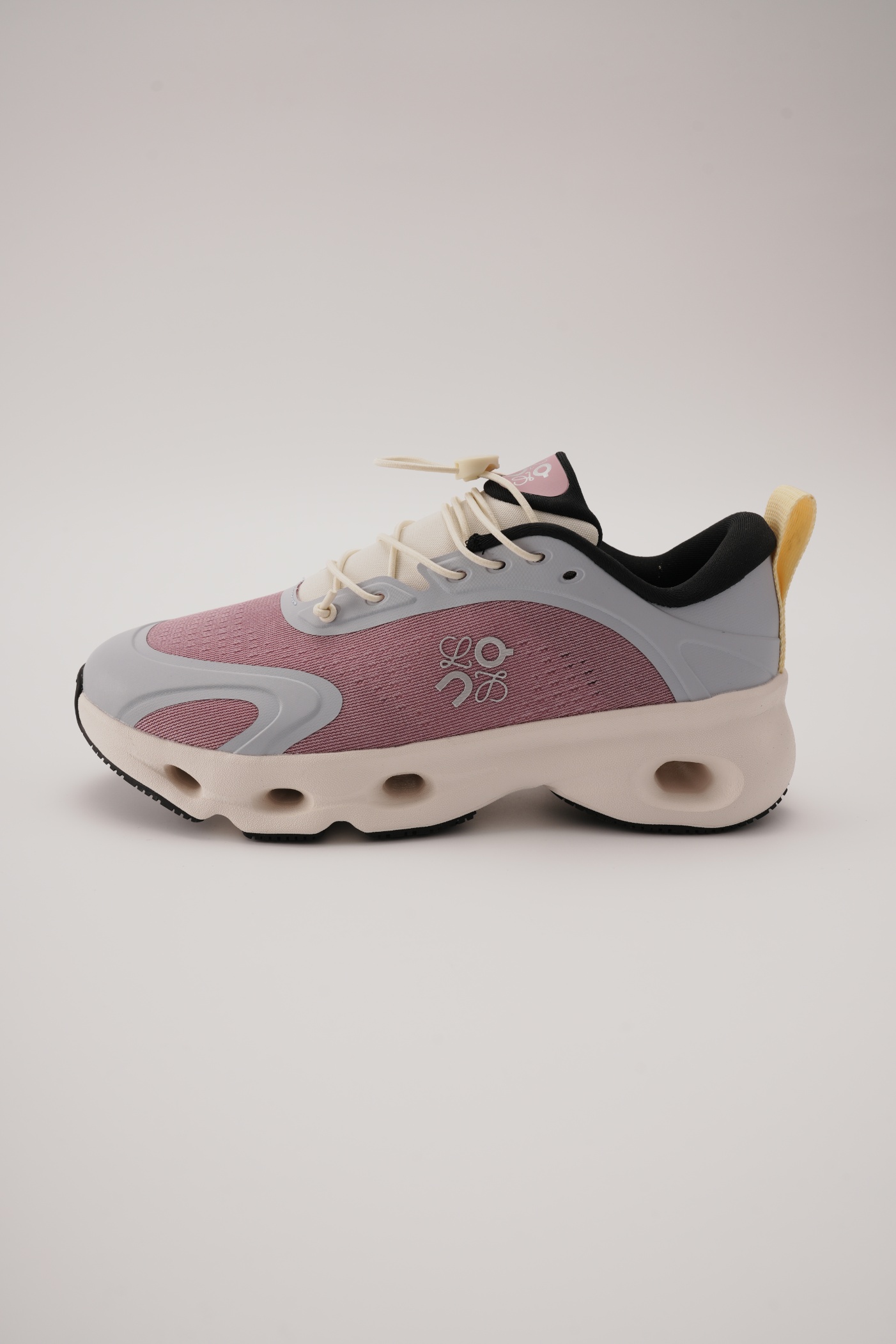 LOEWE X ON 昂跑 Cloudsolo 白粉紫 舒適跑步鞋 （女款）