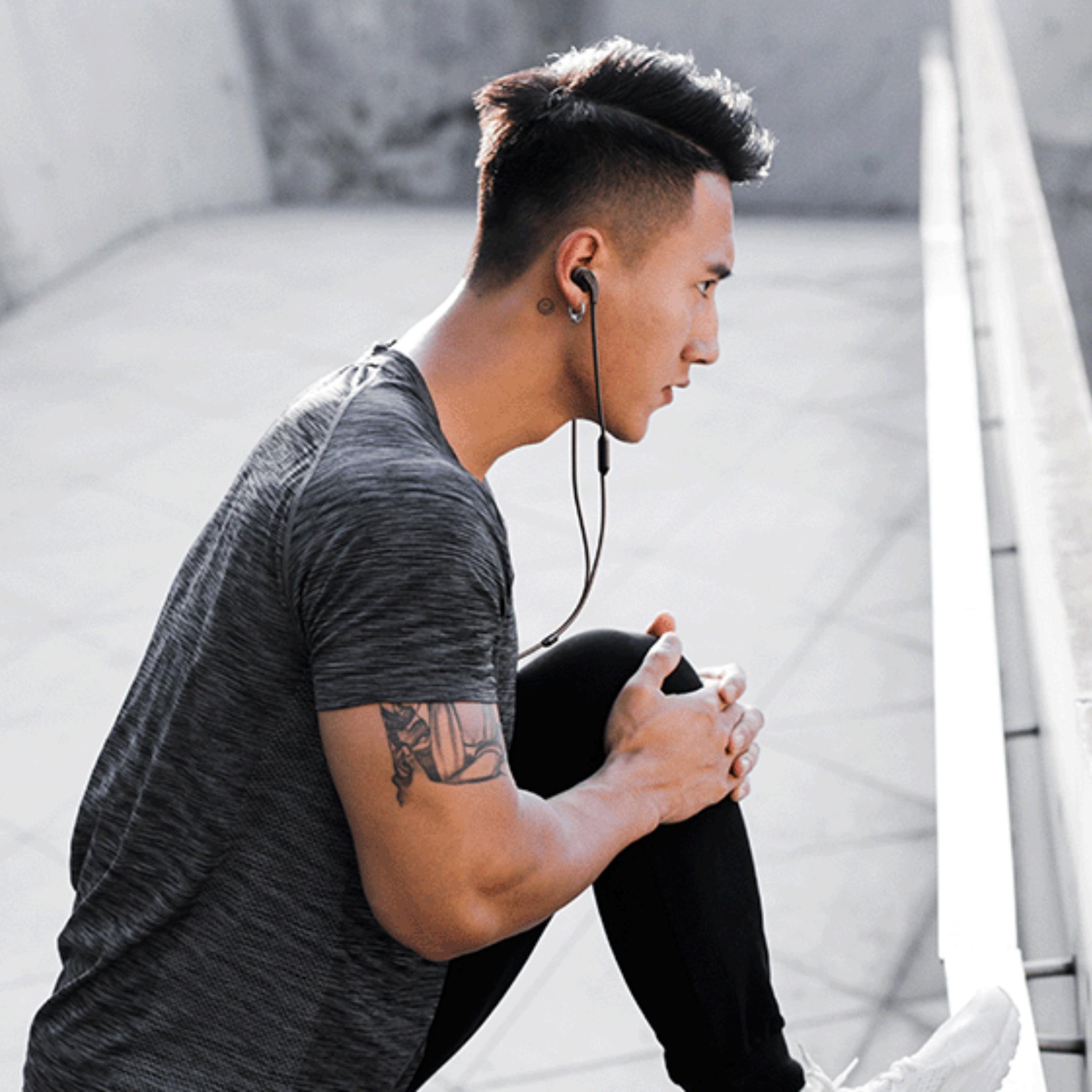 JBL Endurance Run 2 Wired Waterproof Sports In-Ear Headphones (Blue)