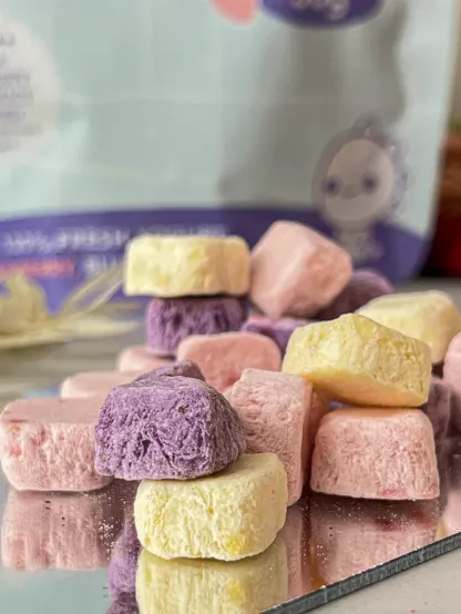 LoveBite Crisp Freeze dried TRIO YOGURT CUBE [50G] 