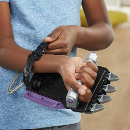 Mechasaurs Black Panther Sabre Claw Blaster