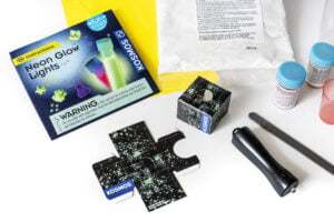 Thames & Kosmos Neon Glow Experiments Kit – STEM Science Lab Singapore – Glow‑in‑Dark Neon Chalk & UV Experiments for Kids 8+