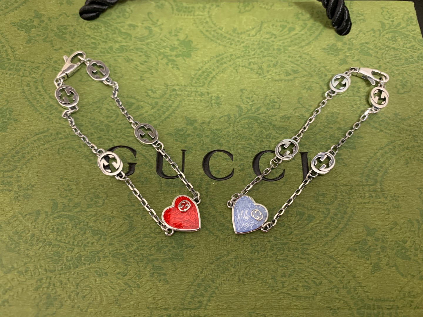グッチ「Gucci」グッチ ハート エナメルブレスレット