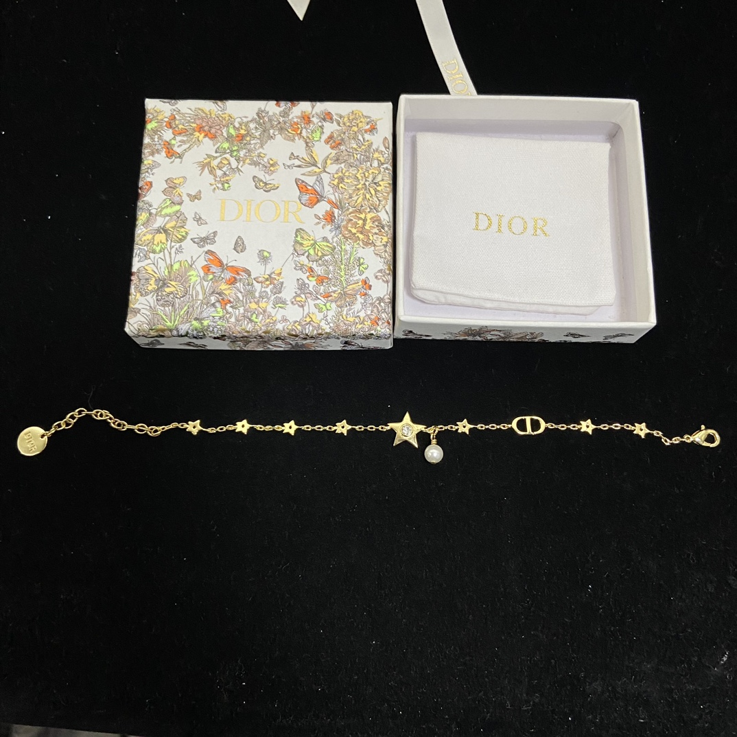 ディオール「Dior」ディオール プチCD ラッキースター ブレスレット
