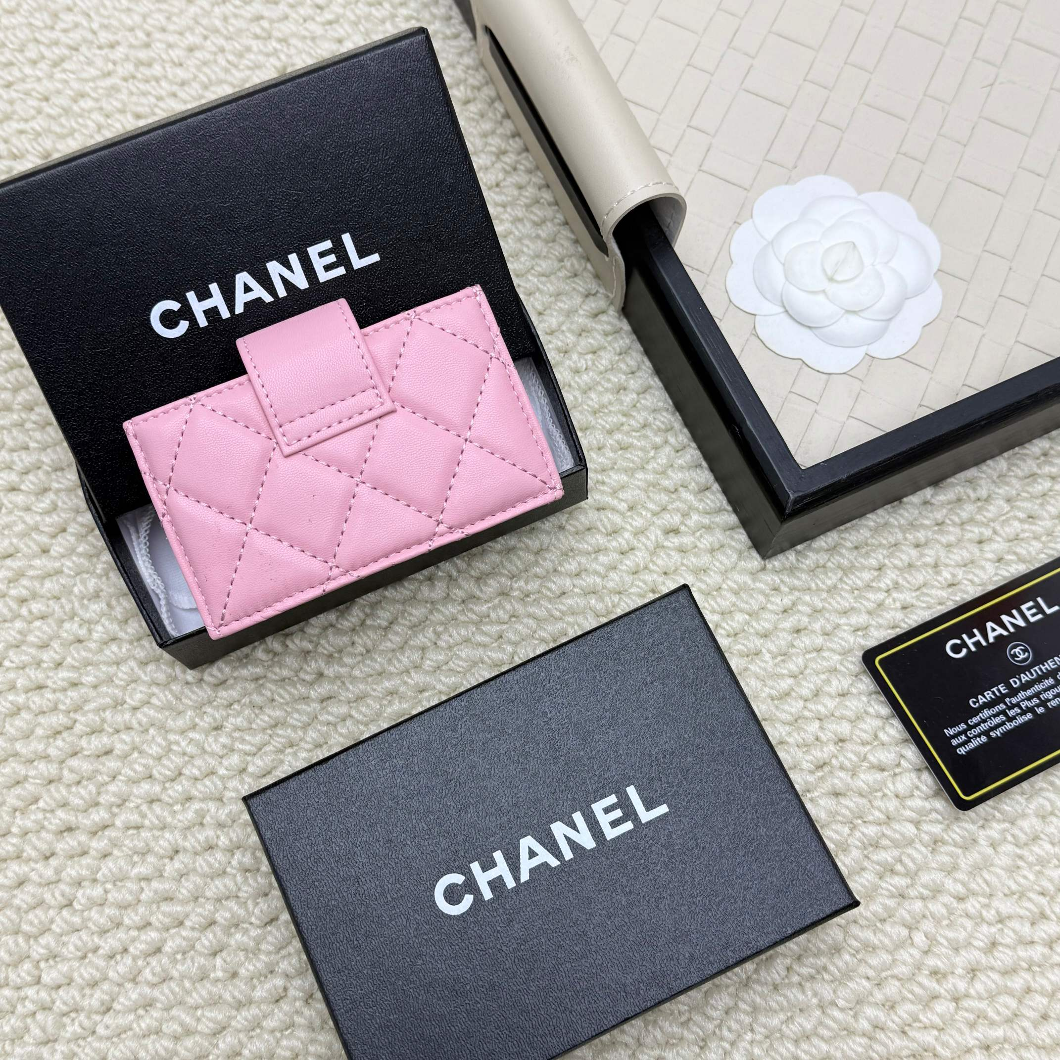 シャネル「Chanel」シャネル アコーディオンカードケース / カードホルダー