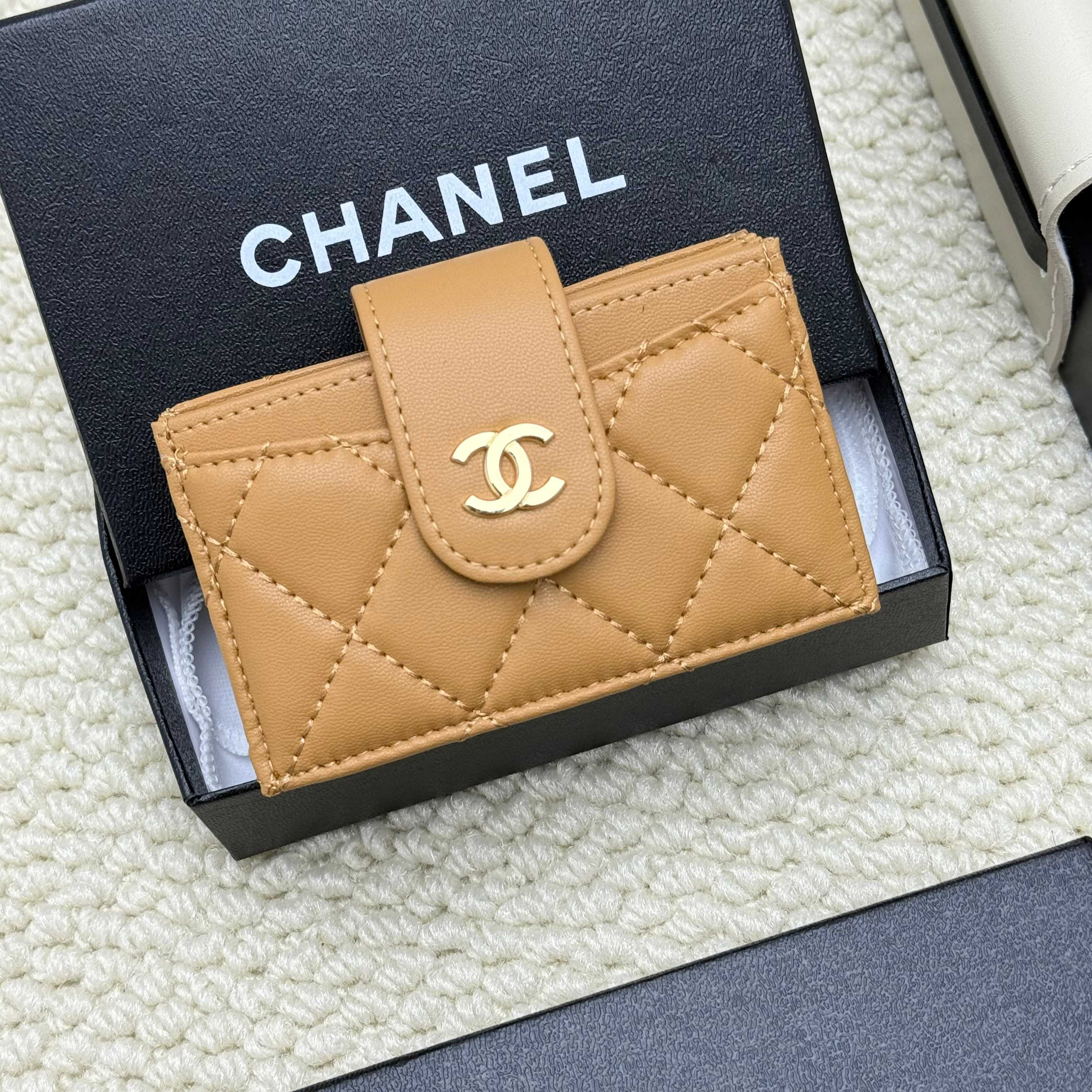 シャネル「Chanel」シャネル アコーディオンカードケース / カードホルダー