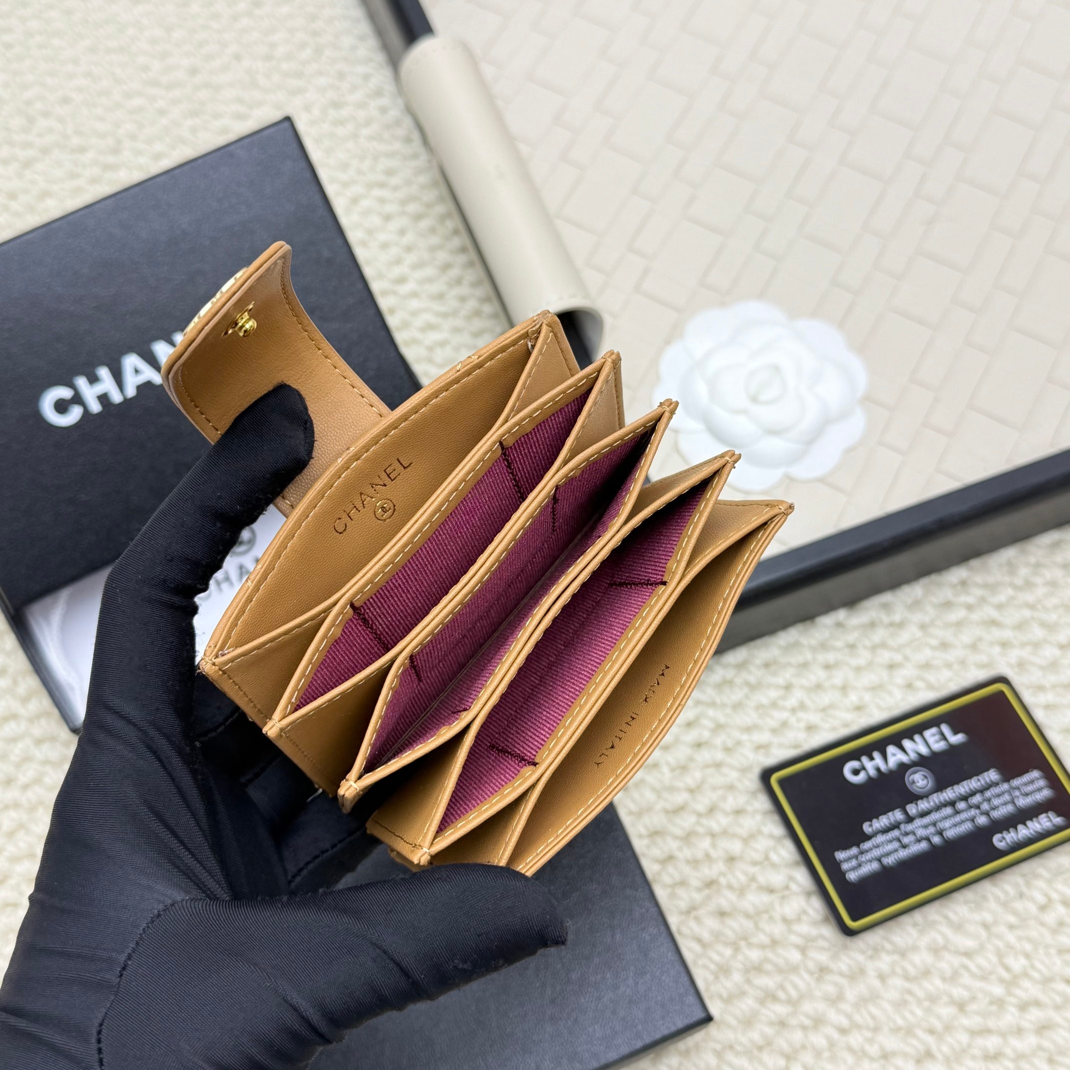 シャネル「Chanel」シャネル アコーディオンカードケース / カードホルダー
