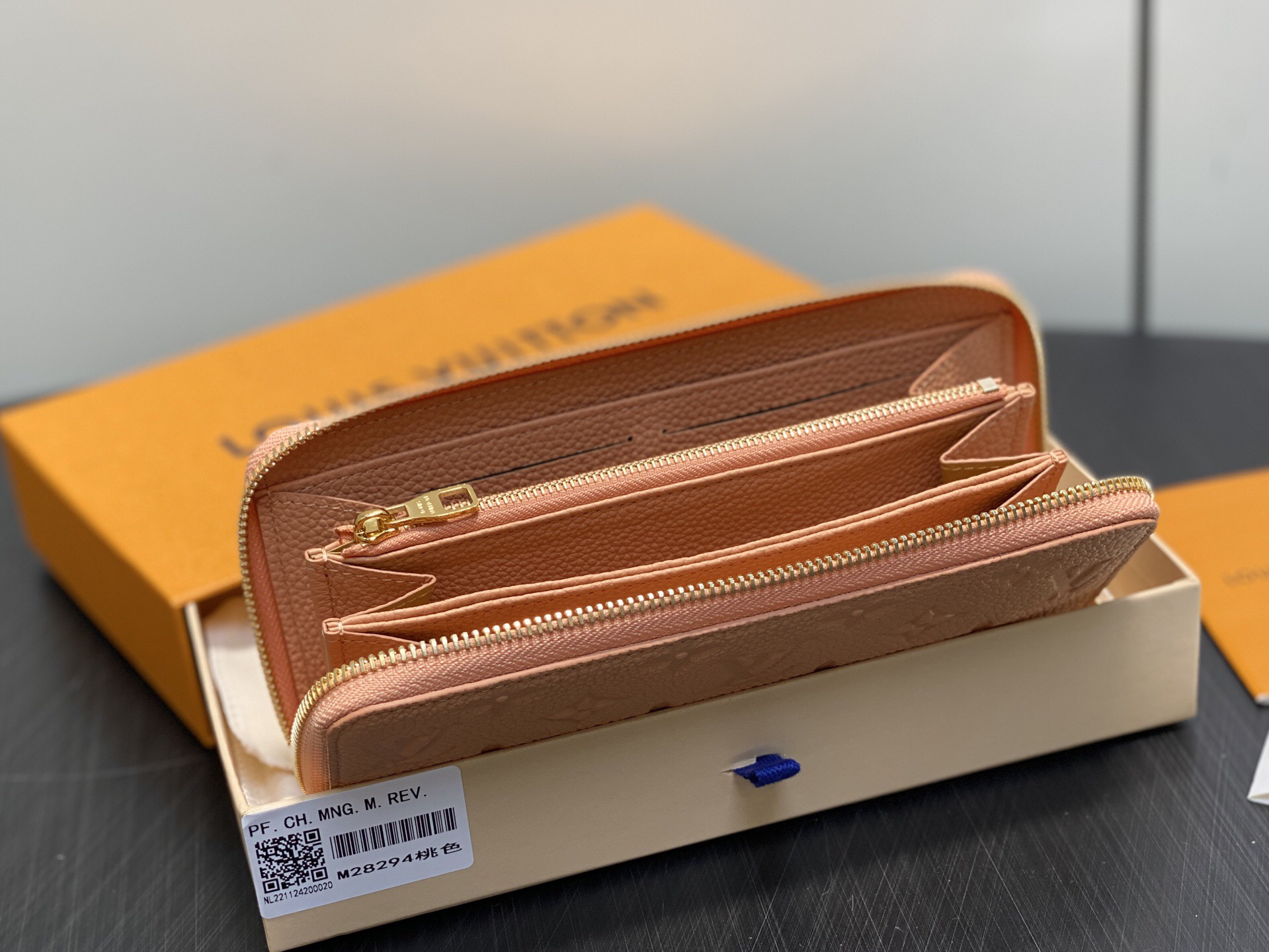 ルイ・ヴィトン「Louis Vuitton」ルイ·ヴィトン ジッピー ウォレット  / 長財布