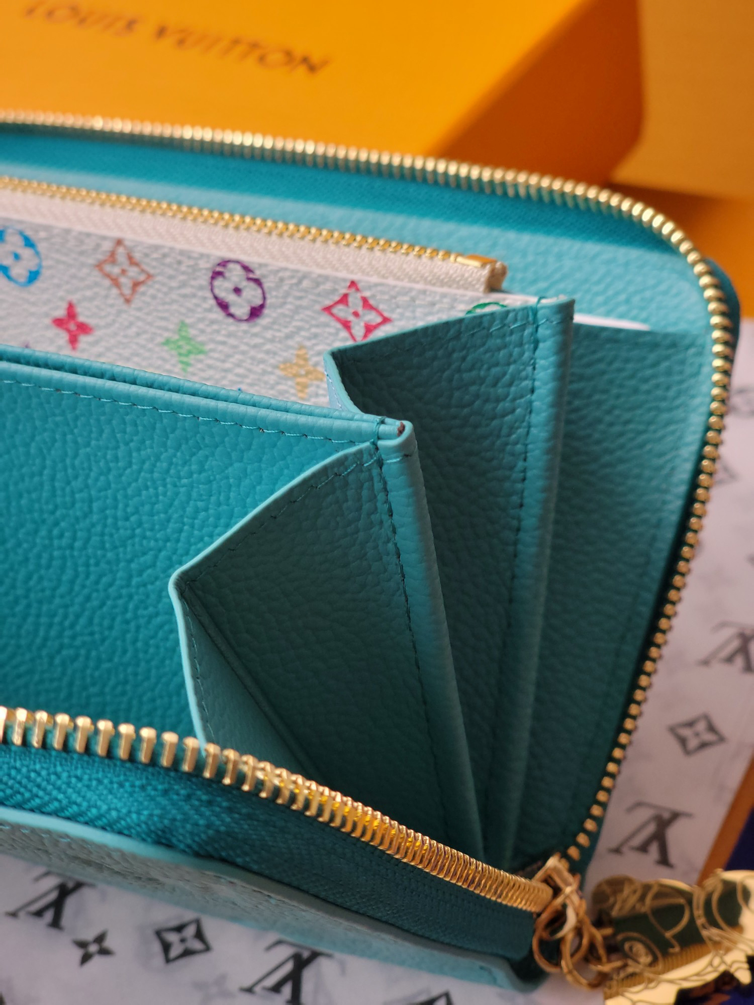 ルイ・ヴィトン「Louis Vuitton」ルイ・ヴィトン LV×TM ジッピーウォレット / 長財布