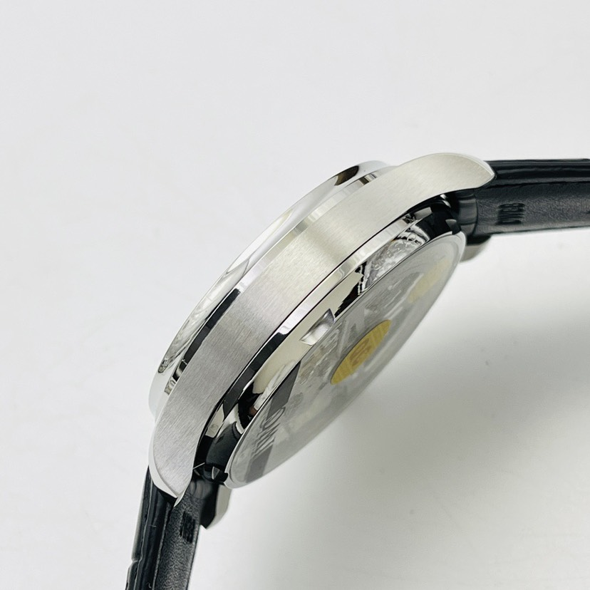 アイ・ダブリュー・シー「IWC」IWCシャフハウゼン ポルトギーザー オートマティック / 7日間パワーリザーブ