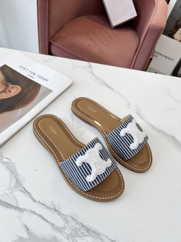 セリーヌです「CELINE」【新商品】セリーヌ トリオンフ ミュール / スライドシューズ
