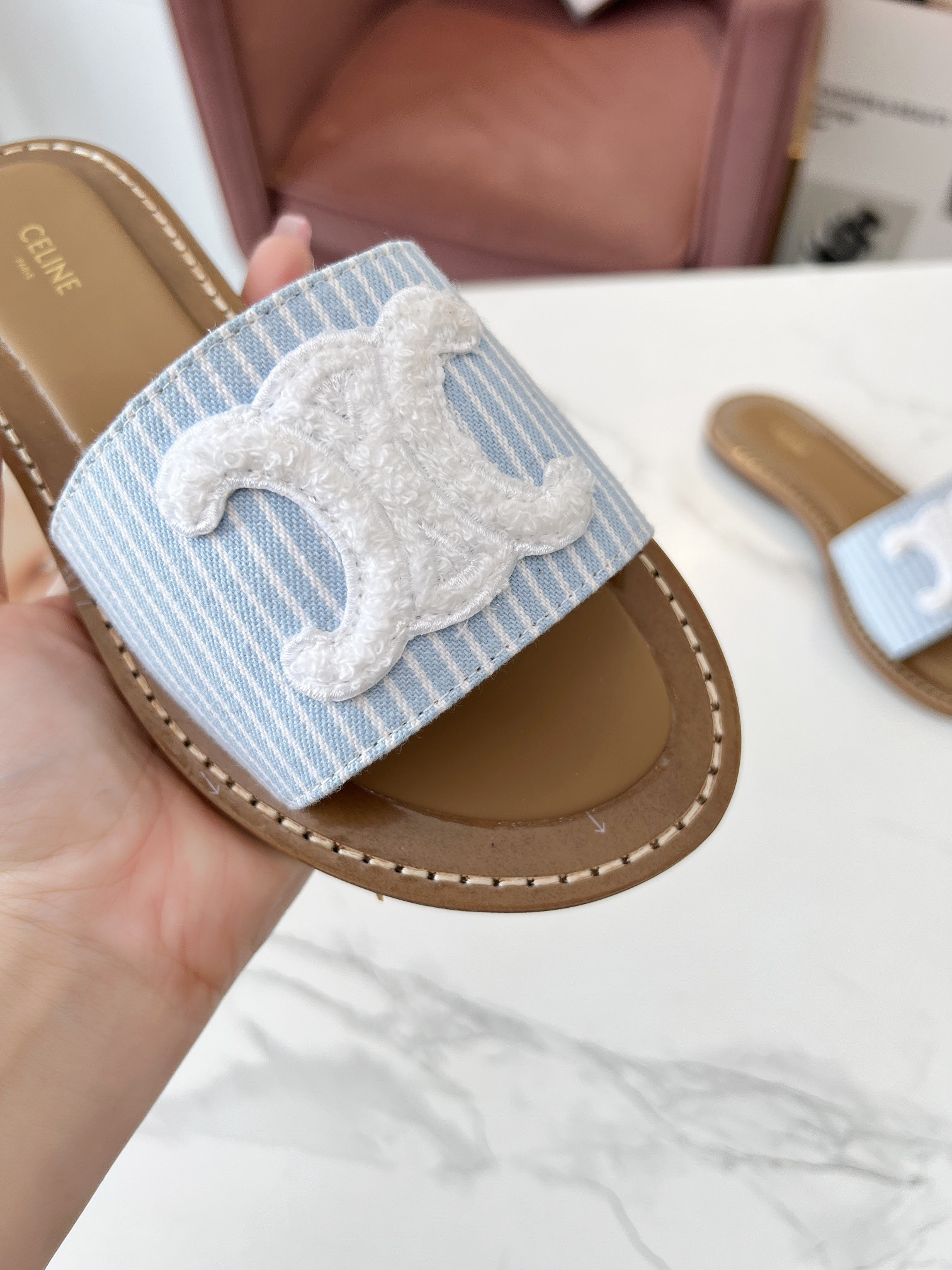 セリーヌです「CELINE」【新商品】セリーヌ トリオンフ ミュール / スライドシューズ