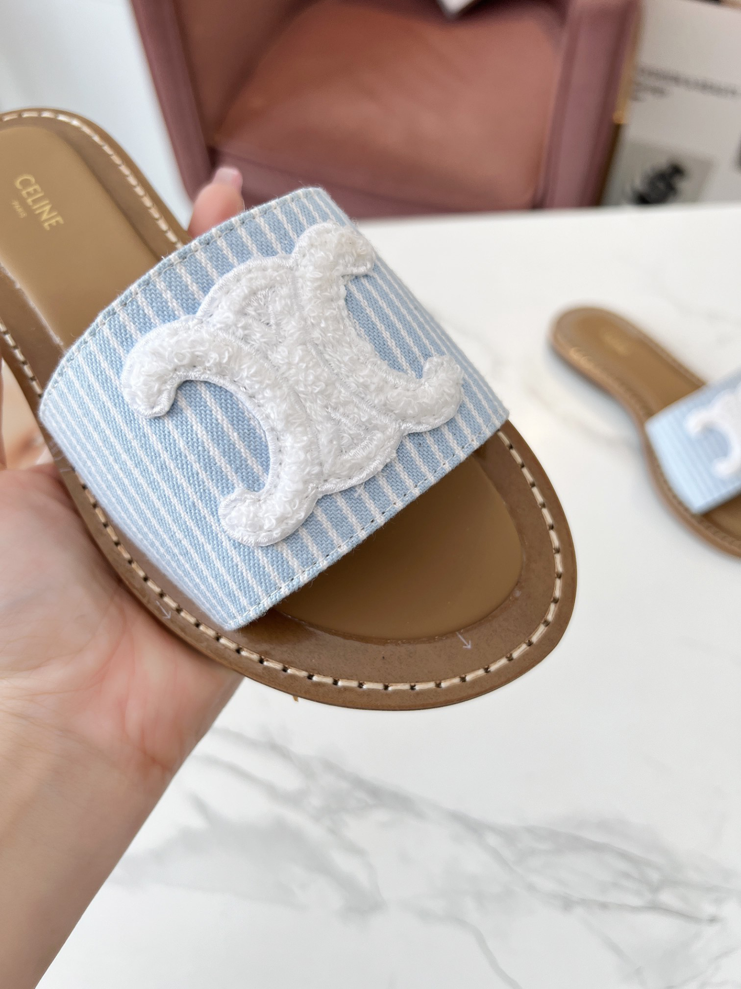 セリーヌです「CELINE」【新商品】セリーヌ トリオンフ ミュール / スライドシューズ