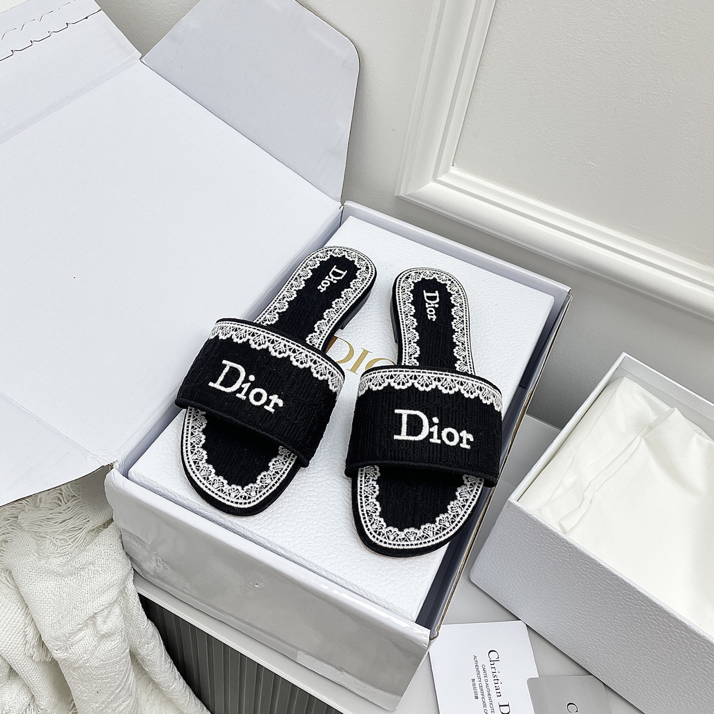 [Copy]ディオール「Dior」【今年の新商品】ディオール ディオリビエラ レース×3D刺繍ミュール / スライドサンダル