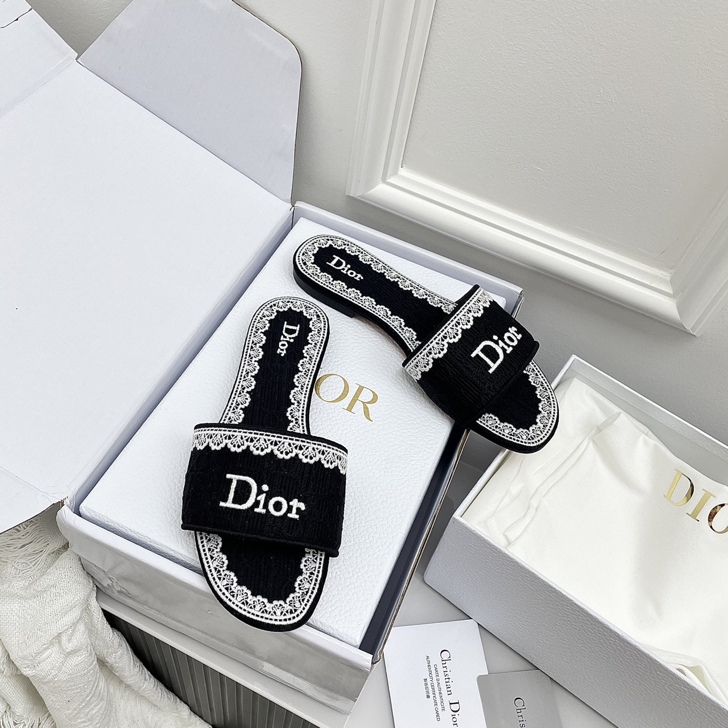 [Copy]ディオール「Dior」【今年の新商品】ディオール ディオリビエラ レース×3D刺繍ミュール / スライドサンダル