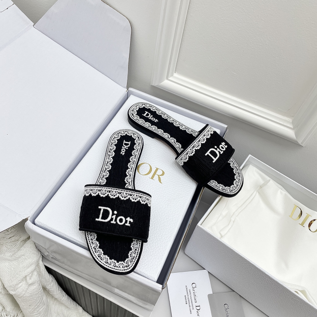 [Copy]ディオール「Dior」【今年の新商品】ディオール ディオリビエラ レース×3D刺繍ミュール / スライドサンダル