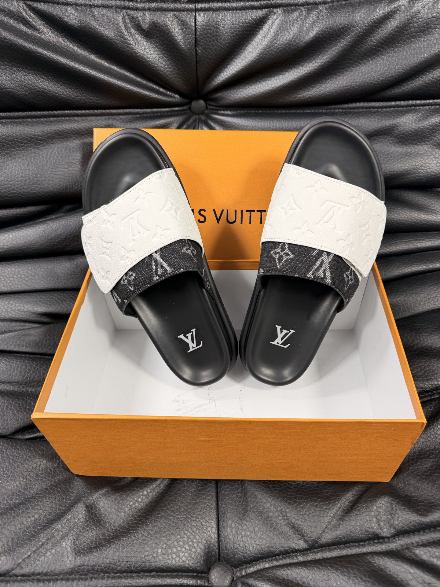ルイ・ヴィトン「Louis Vuitton」ルイ・ヴィトン モノグラム スライドサンダル / スリッポン