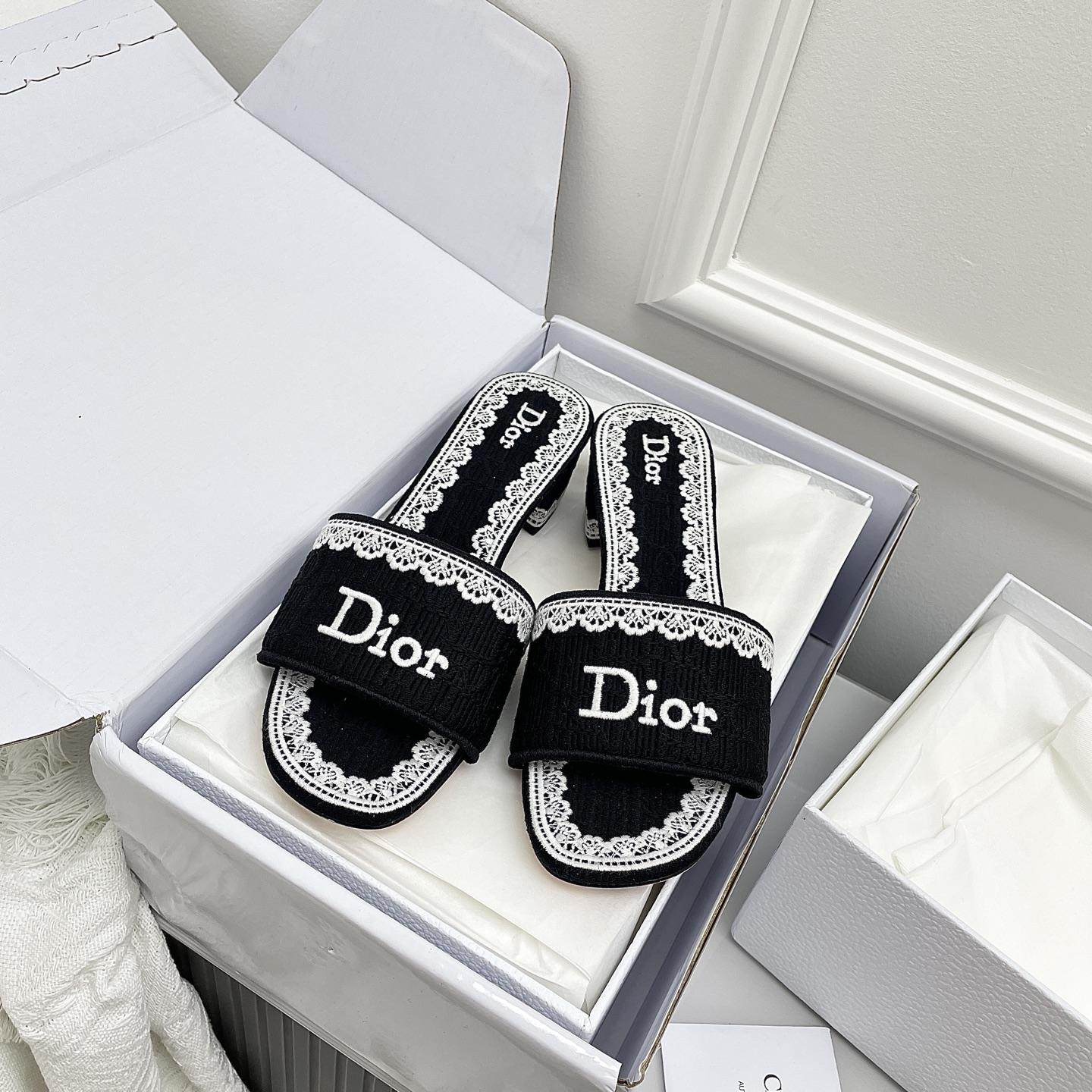 [Copy]ディオール「Dior」【今年の新商品】ディオール ディオリビエラ レース×3D刺繍ミュール / スライドサンダル