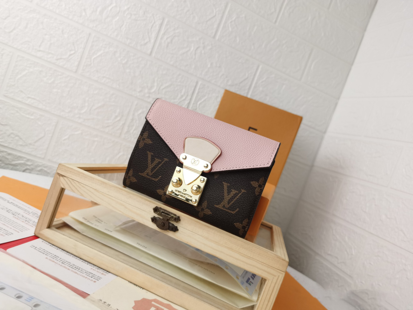 ルイ・ヴィトン(Louis Vuitton) ポルトフォイユパラス コンパクト