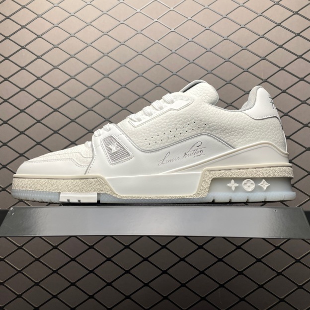 「コラボモデル」Louis Vuitton x Trainer ローカットスニーカー