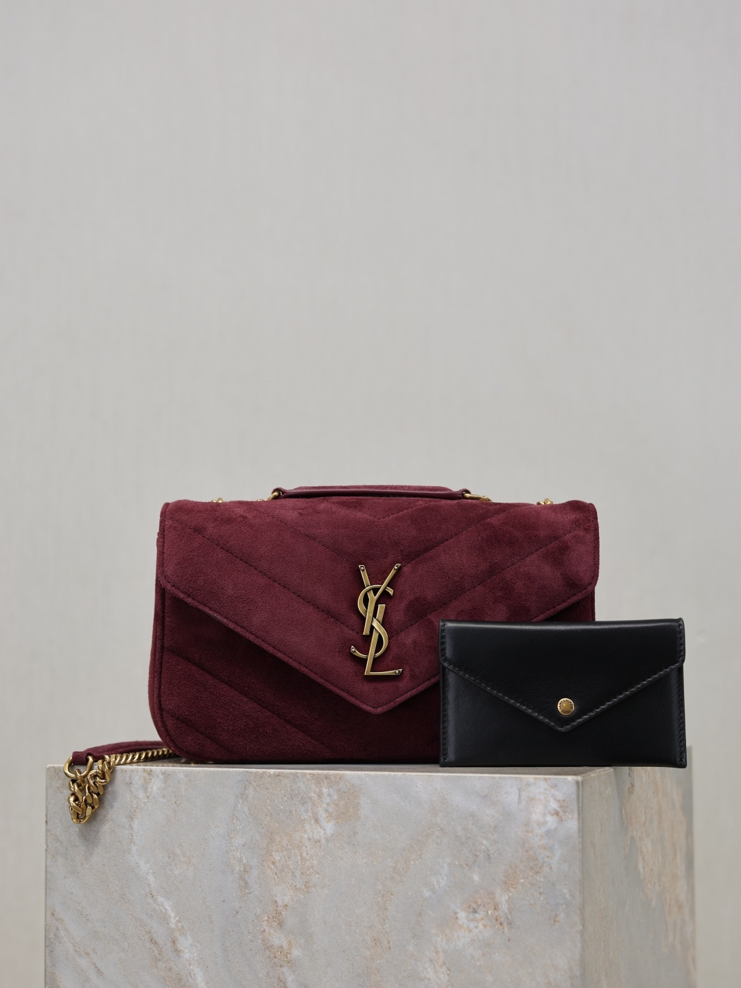 2026サンローラン「Saint Laurent LOULOU スモール スエード ショルダーバッグ