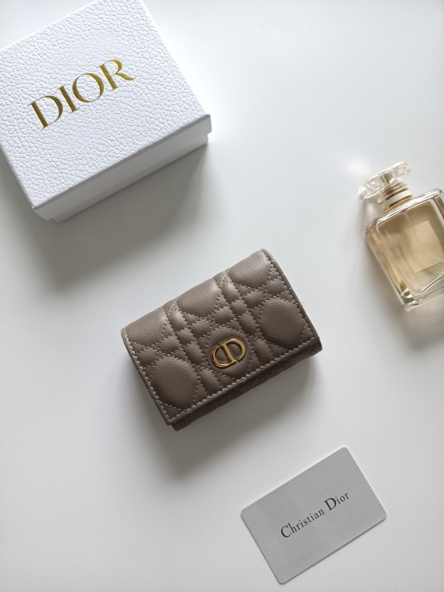ディオール「Dior」ディオール 30 モンテーニュ グリシン ウォレット / コンパクトウォレット