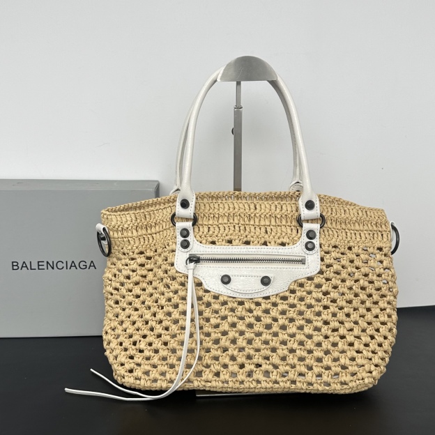 バレンシアガ「Balenciaga」バレンシアガ ル・シティ バスケット / ラフィアトートバッグ