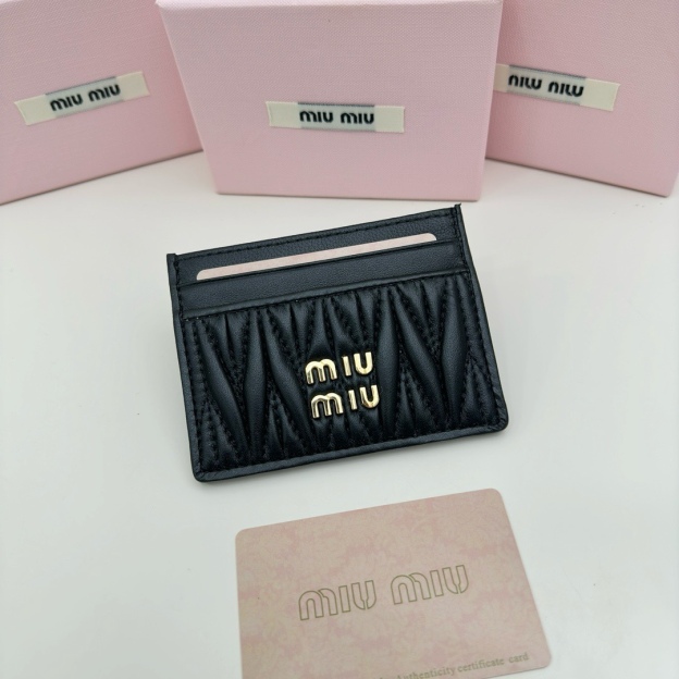 ミュウミュウ「Miu Miu」ミュウミュウ ラムスキン フラップバッグ 3514 / ショルダーバッグ
