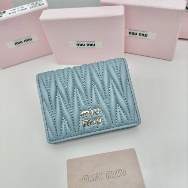 ミュウミュウ「Miu Miu」ミュウミュウ ラムスキン フラップバッグ 3513 / ショルダーバッグ