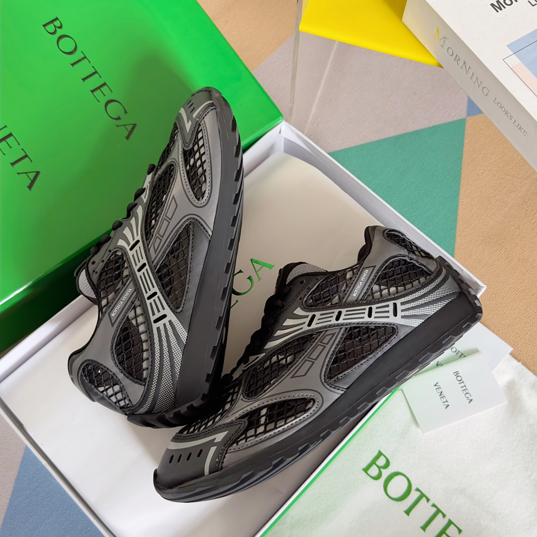 ボッテガ・ヴェネタ「Bottega Veneta」ボッテガ・ヴェネタ オービット スニーカー / ユニセックススポーツシューズ