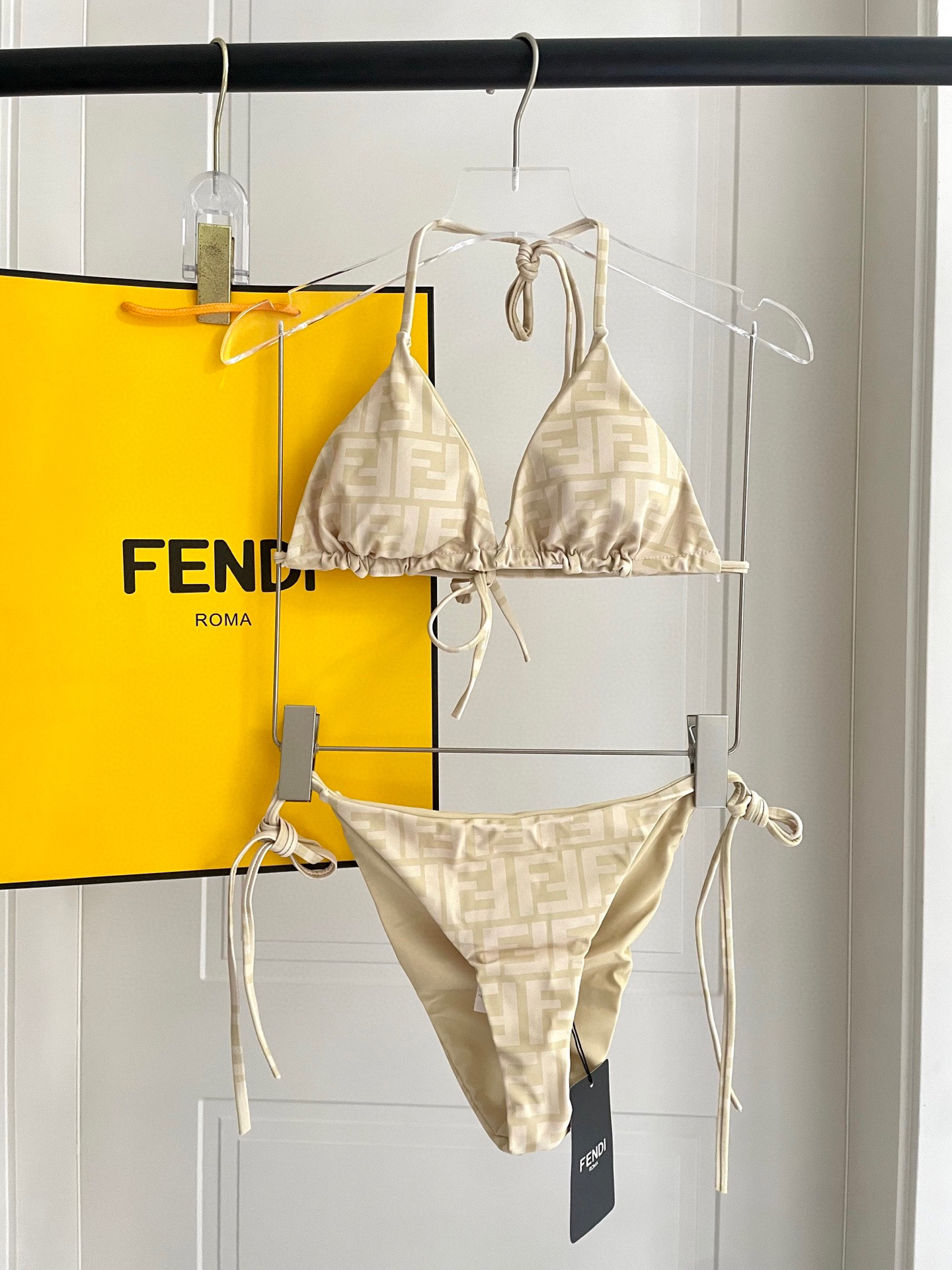 フェンディ「Fendi」ビキニ水着「2025夏季限定・人気プレミアムスイム登場！」