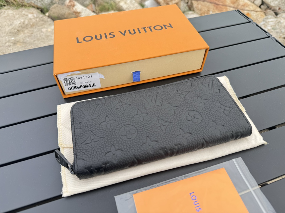 ルイ-ヴィトン(Louis Vuitton) ジッピーウォレット･ホリゾンタル