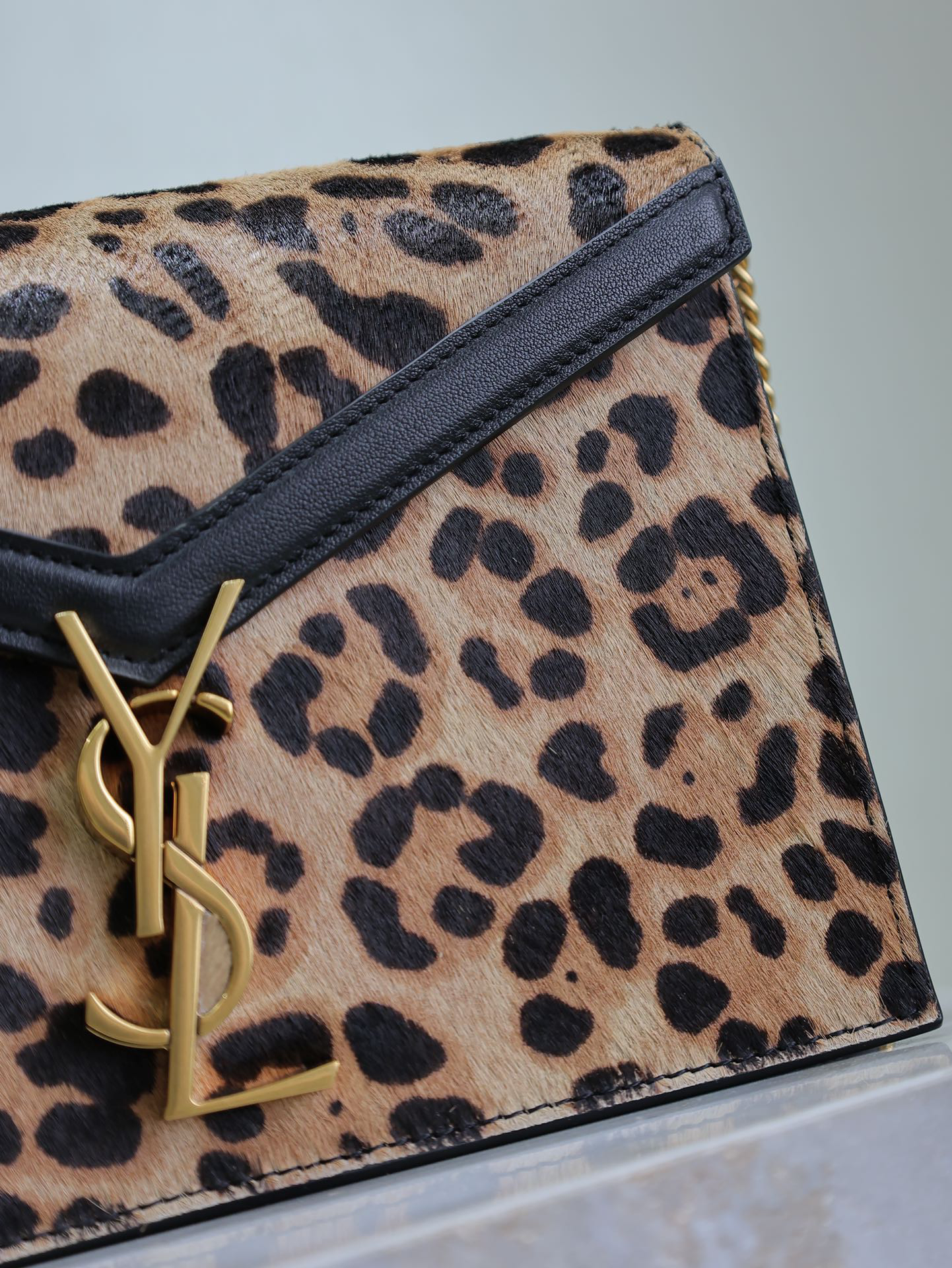 2026サンローラン「SAINT LAURENT CASSANDRE チェーンウォレット