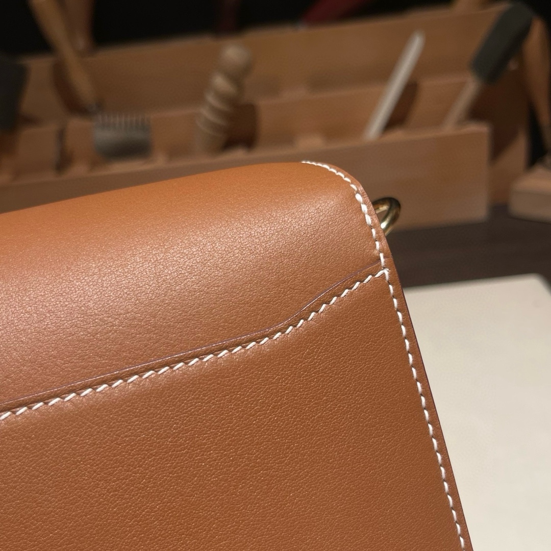エルメス「Hermès」ルリス 19 ショルダーバッグ「Roulis Bag」-isetant