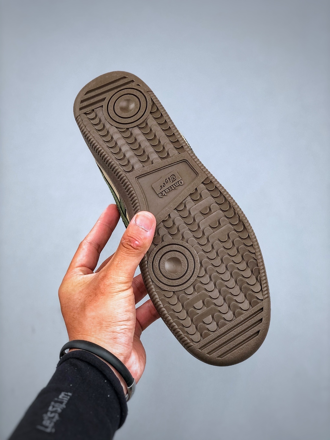 オニツカタイガー「Onitsuka Tiger」MEXICO 66 スリッポン スニーカー