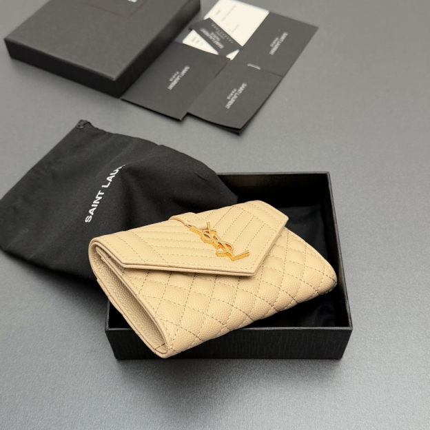 2026サンローラン「Saint Laurent MATELASSE プティ エンベロープ ウォレット