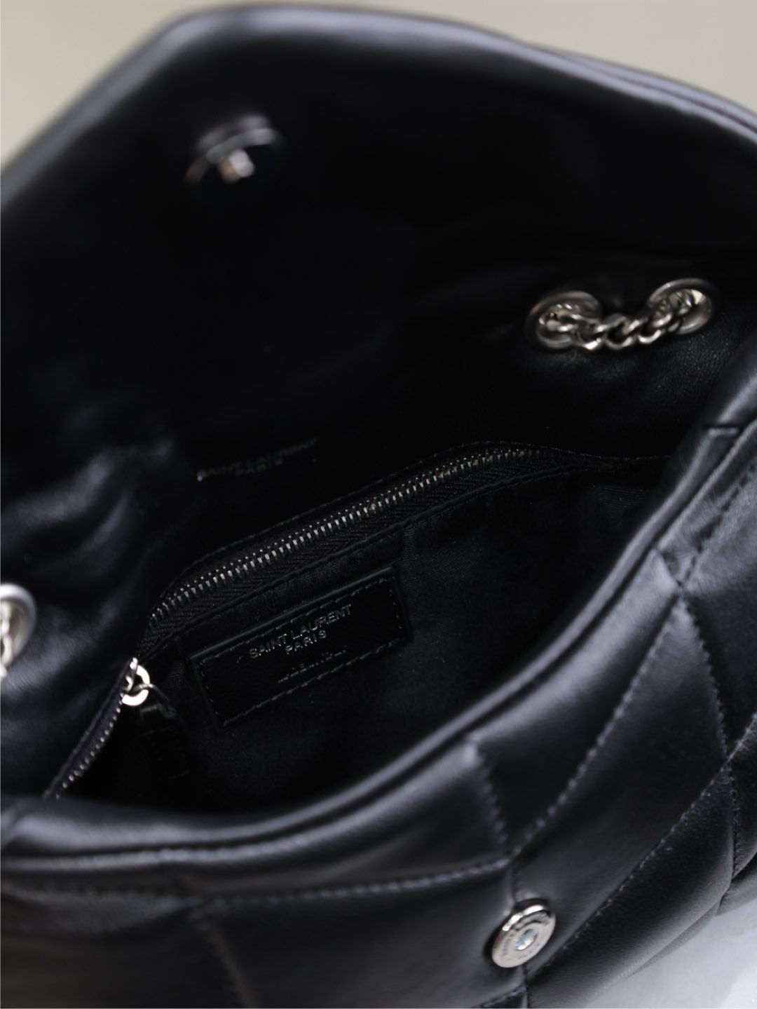 2026サンローラン「Saint Laurent TOY PUFFER ナッパラムスキン チェーンショルダーバッグ