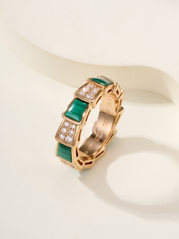 ブルガリ「Bvlgari」Gelati エレガントなリングコレクション